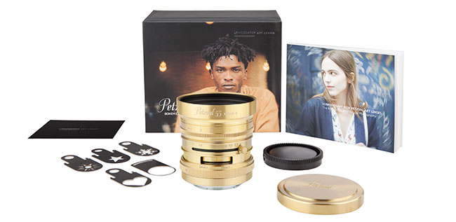 Lomography Petzval55 packaging