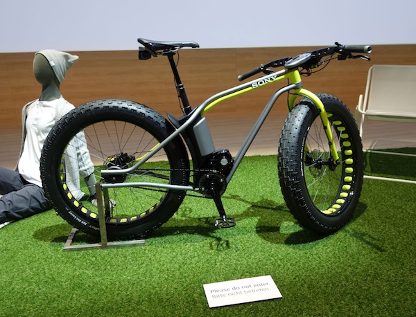 Sony-Xperia-Bike
