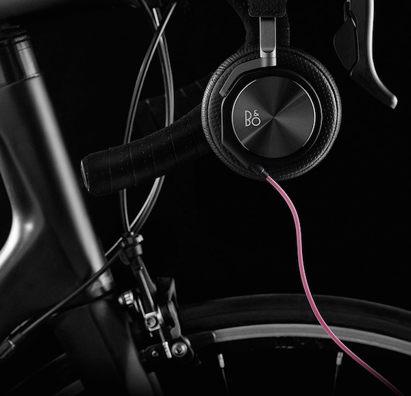 Beoplay H6 Rapha on the bike