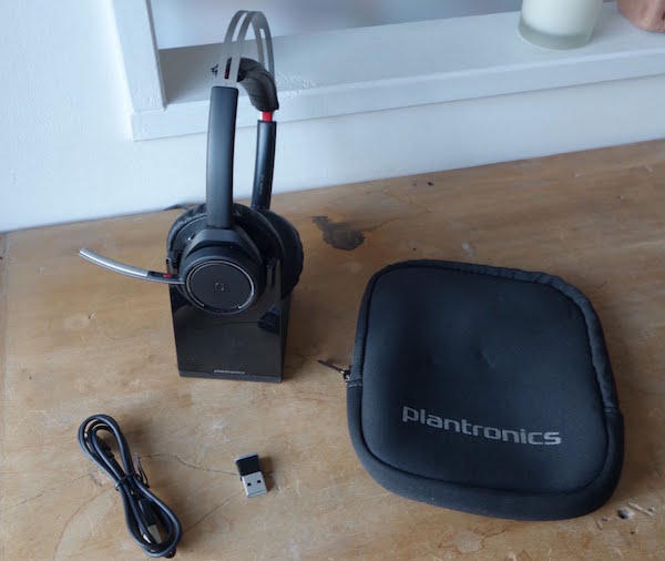 Plantronics Voyaher Focus UC test on mag 4