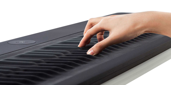 Roli grand seaboard clavier midi tactile touche malleable effet frappe glissando