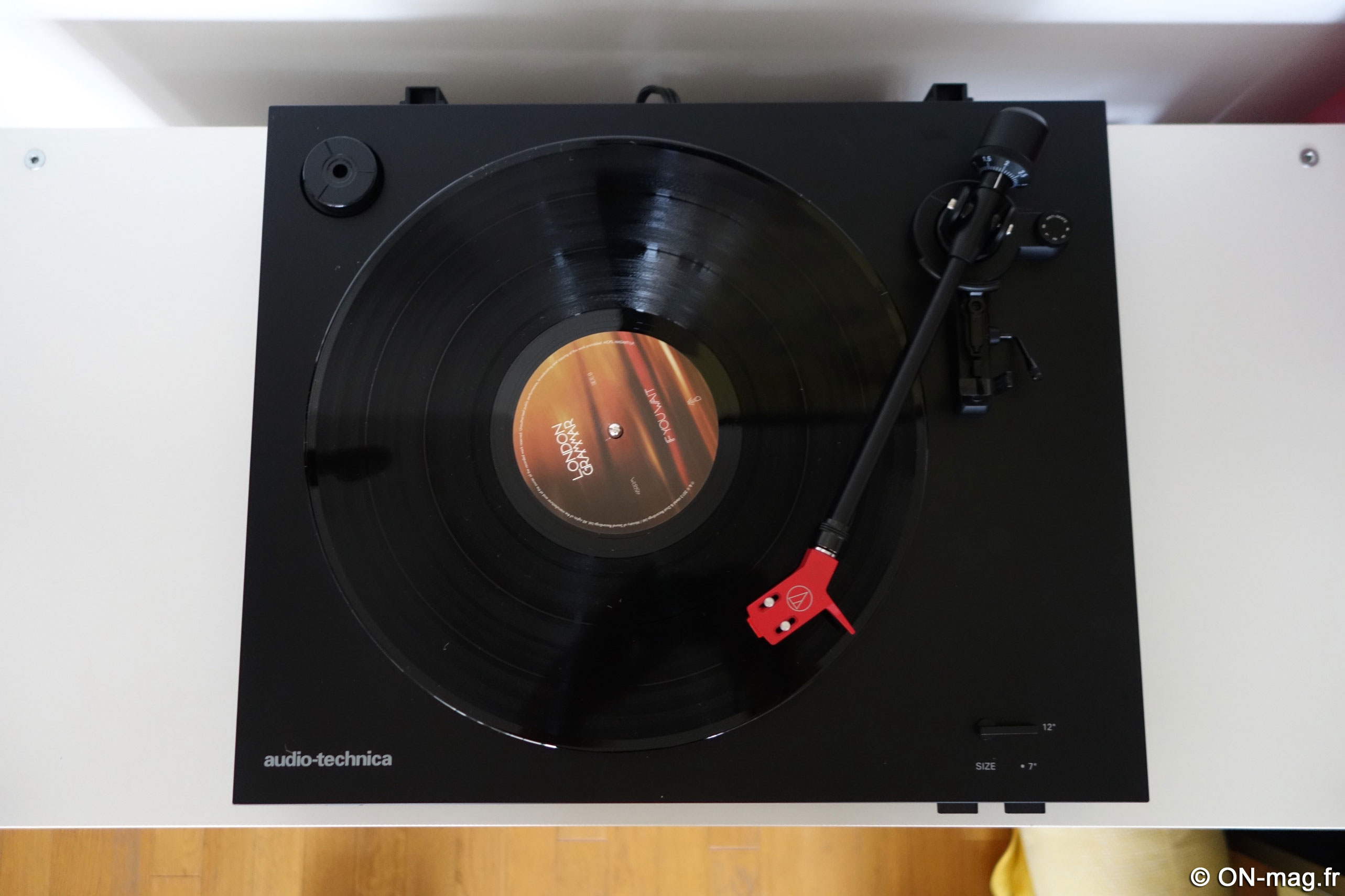 Test Audio-technica AT-LP3 : une platine vinyle pratique, pleine d'harmonie  et à petit prix
