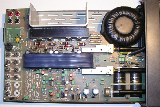 interieur amplificateur hifi ONMag