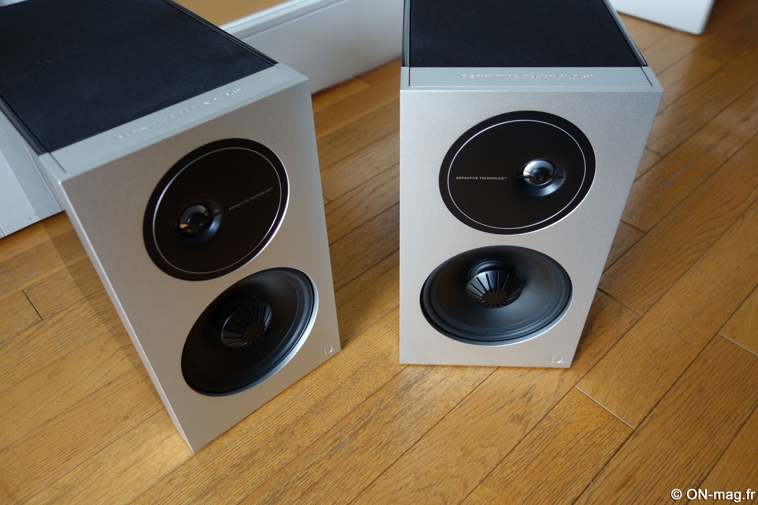 Test Definitive Technology Demand D11 petit monstre acoustique