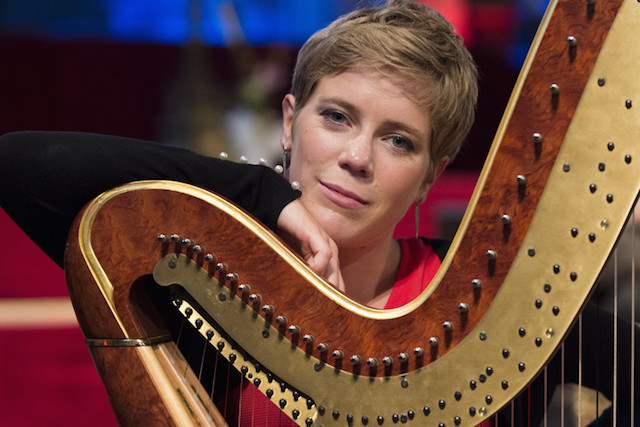 Harpiste Agnes Clement
