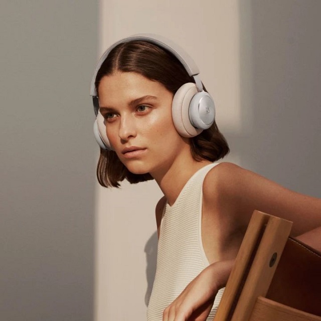 Bang And Olufsen Beoplay H4 news ONmag02