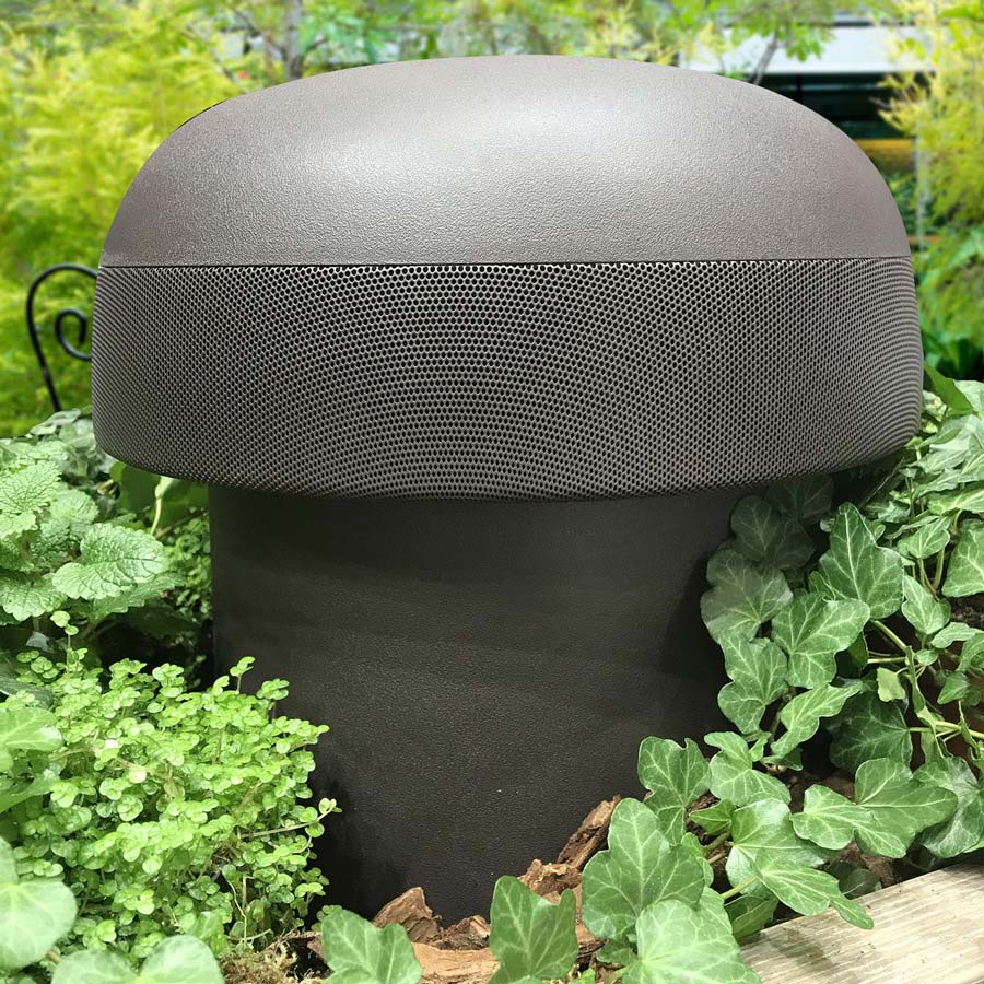 Sonance Omni 6T : une enceinte champignon pour de la musique jusqu'au fond du jardin