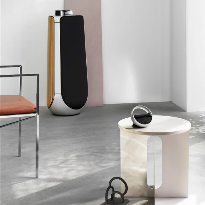 bang olufsen beoremote halo lifestyle2