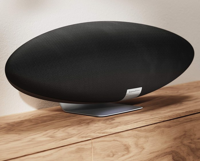 Bowers Wilkins Zeppelin 02