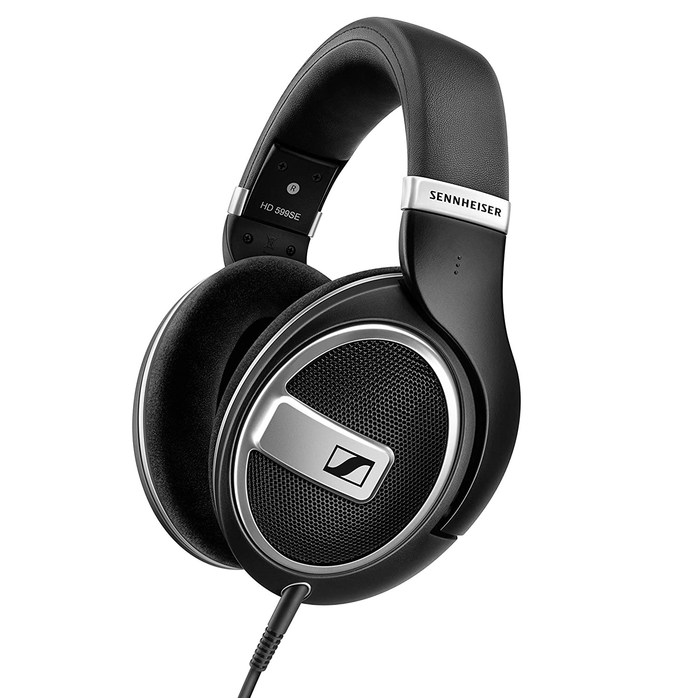 02 Sennheiser HD599