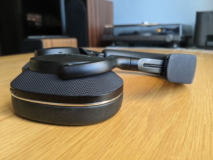 Bowers And Wilkins PX7 S2 4