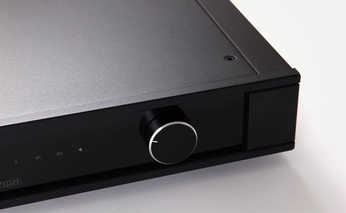 Rega Elex Mk4 01