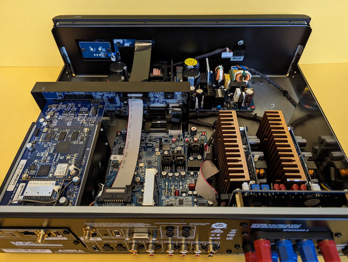 NAD C 399 interieur