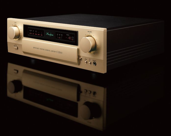 Accuphase C2300