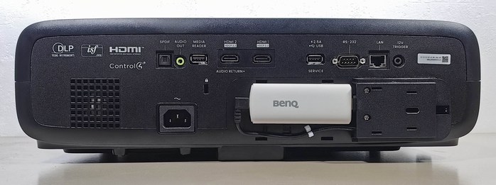 BenQ W4000i details on 004