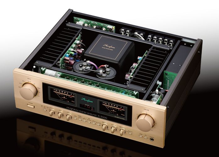 Accuphase E 3000 03